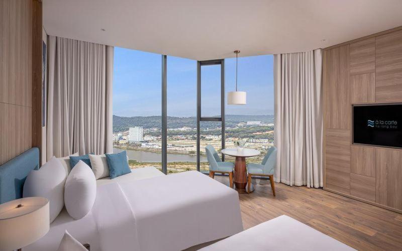 A La Carte Halong Bay Aparthotel Ha Long Bagian luar foto